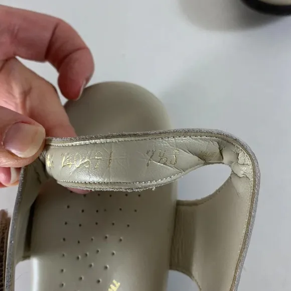 SAS Suntimer - Heeled Sandal pearl bone size 7.5 SLIM sandal supportive