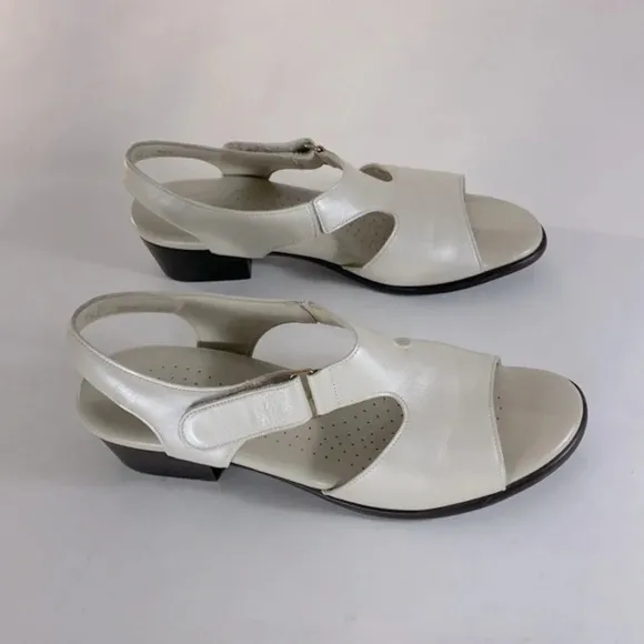 SAS Suntimer - Heeled Sandal pearl bone size 7.5 SLIM sandal supportive