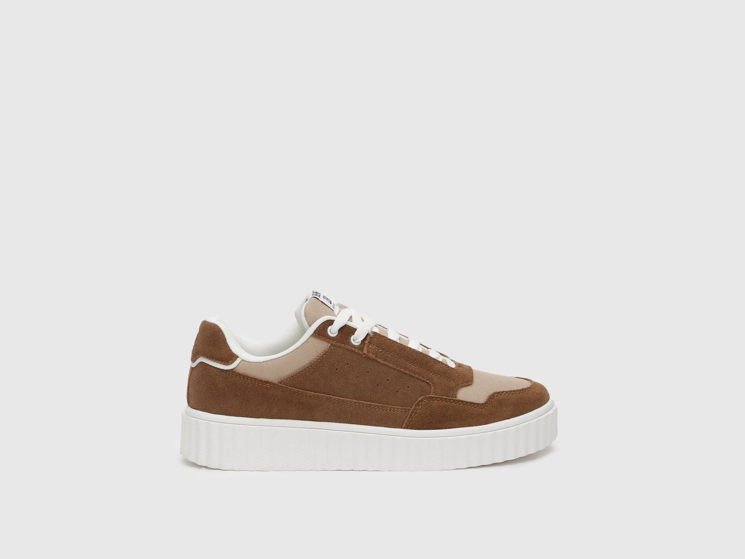 Solid Pattern Lace-Up Sneakers