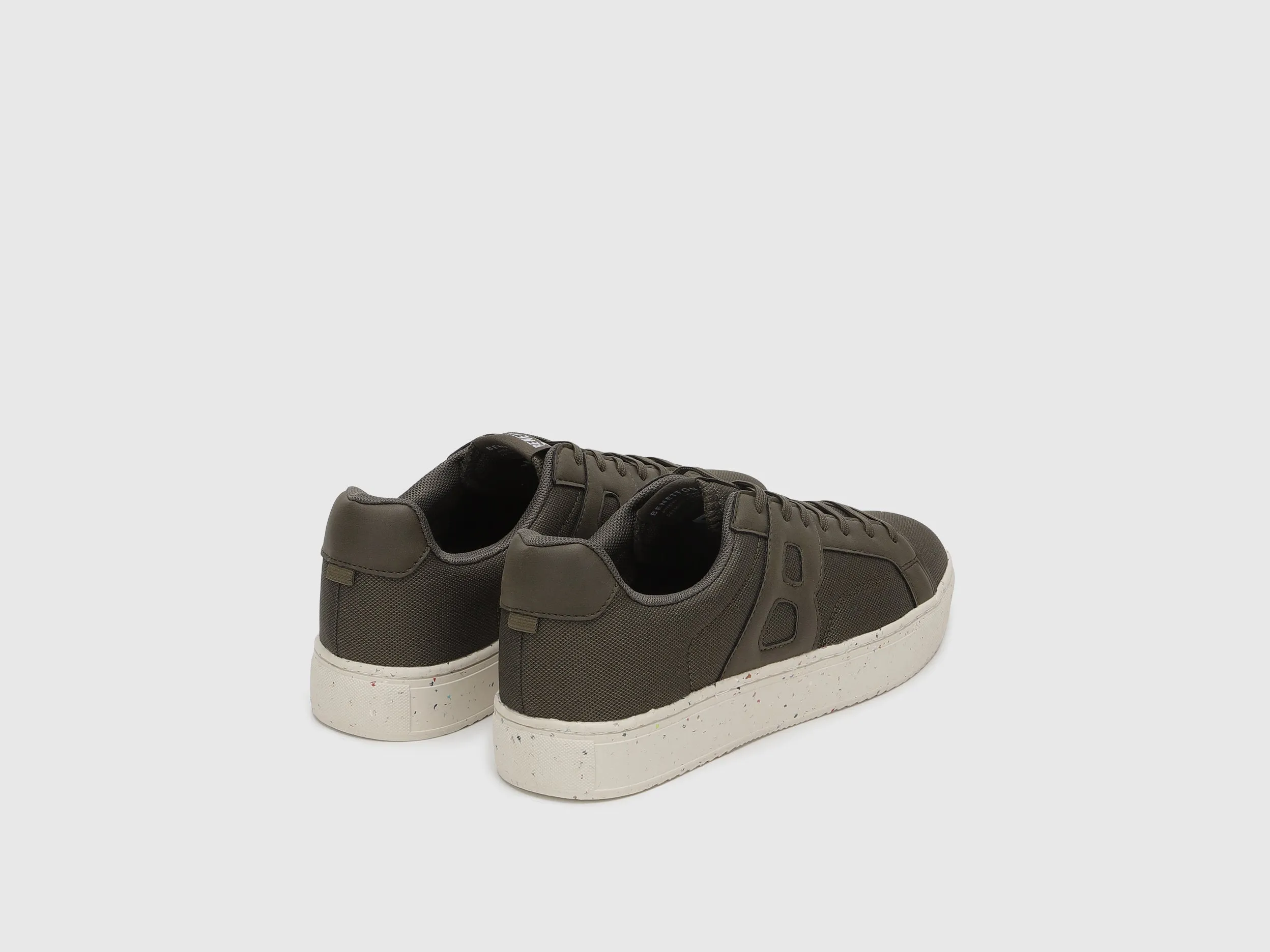 Solid Pattern Lace-Up Sneakers