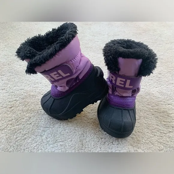Sorel Toddler Size 6 Snow Commander Winter Boots in Purple