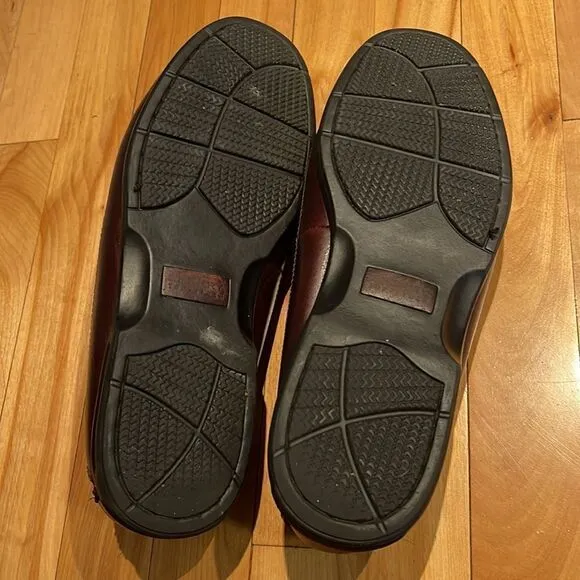Sperry Topsiders Tassel &amp; Kilt black/brown slip on leather loafers. Size 10W.