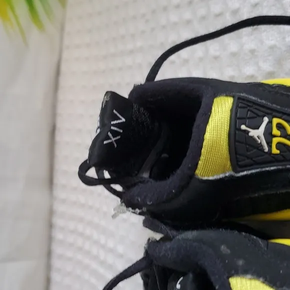 Toddler Nike sneakers size 5C