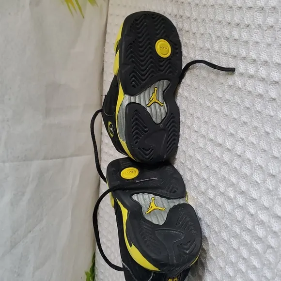 Toddler Nike sneakers size 5C