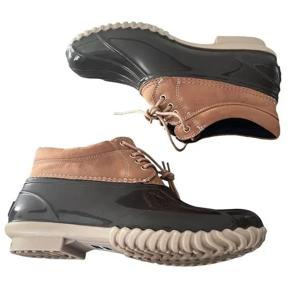Tommy Hilfiger brown waterproof duck booties size 8