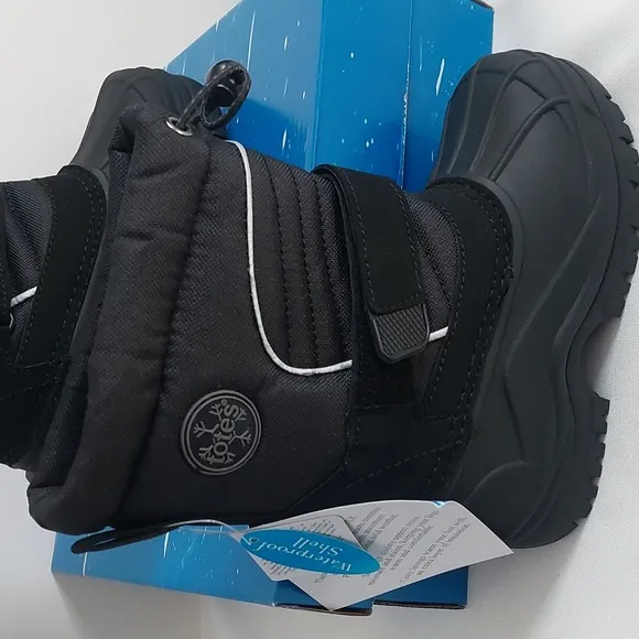 Totes Taelor toddlers Boys waterprof winter boots black size 11