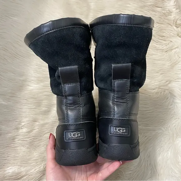 UGG Kids Butte II CWR Black Waterproof Wool Lined Lace Up Winter Snow Boots 4