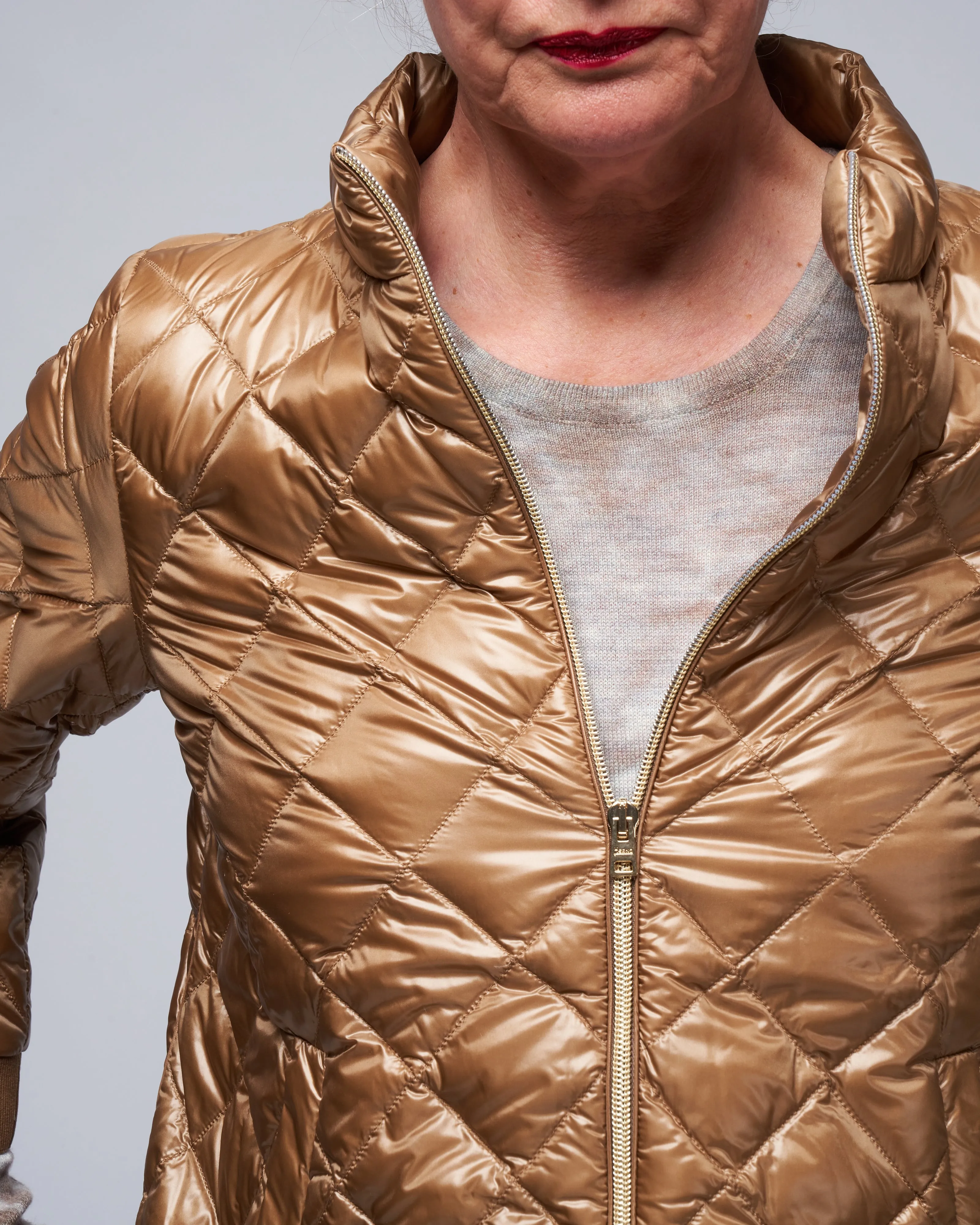 ultralight quilted a-line short jacket - bronze