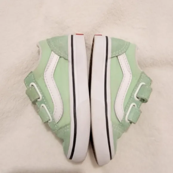 VANS Mint Old Skool white stripe sneakers little girls shoes Size 5T