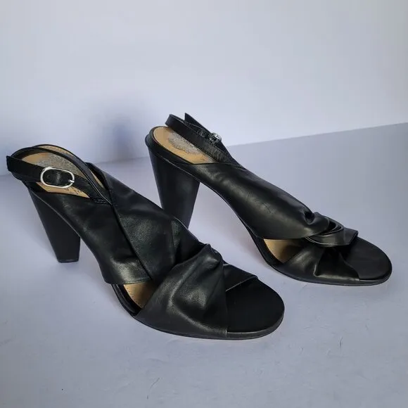 Vince Camuto Katie Soft Leather Slingback Block Heeled Sandals. Size 10M